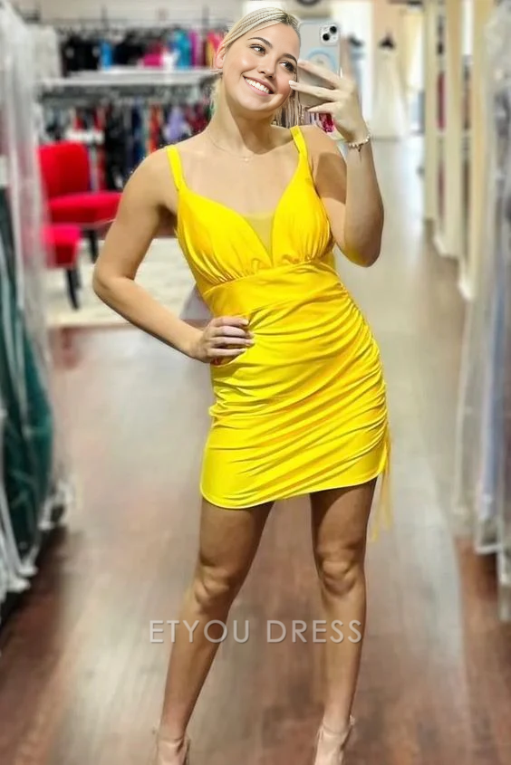 Sheath V Neck Yellow Homecoming Dresses Short formal dresses Bridesmaid Dresses evening gown Prom Dress