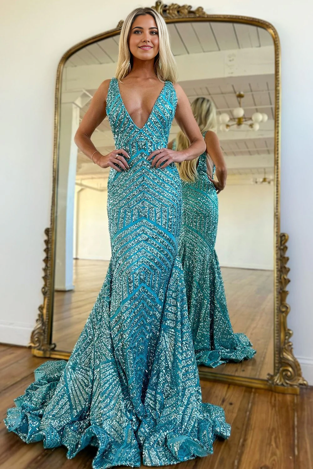 Mermaid V-Neck Sparkly Sequin Open Back Long evening gown formal dresses Prom Dress