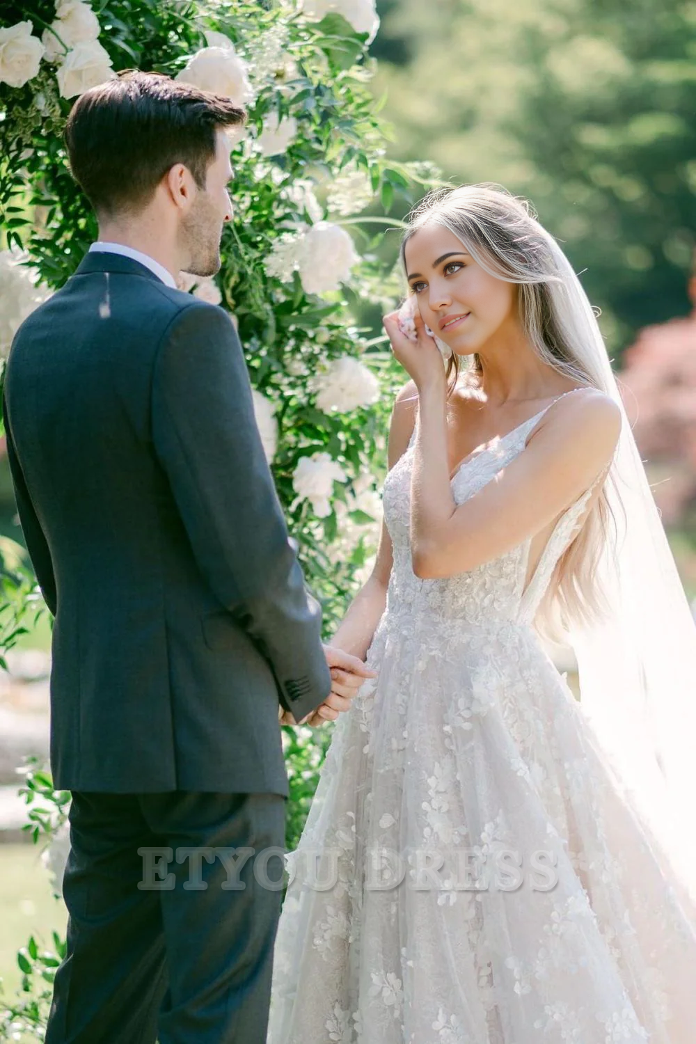 A Line V Neck Gorgeous White Long Bridal Dress Wedding Dresses with Appliques