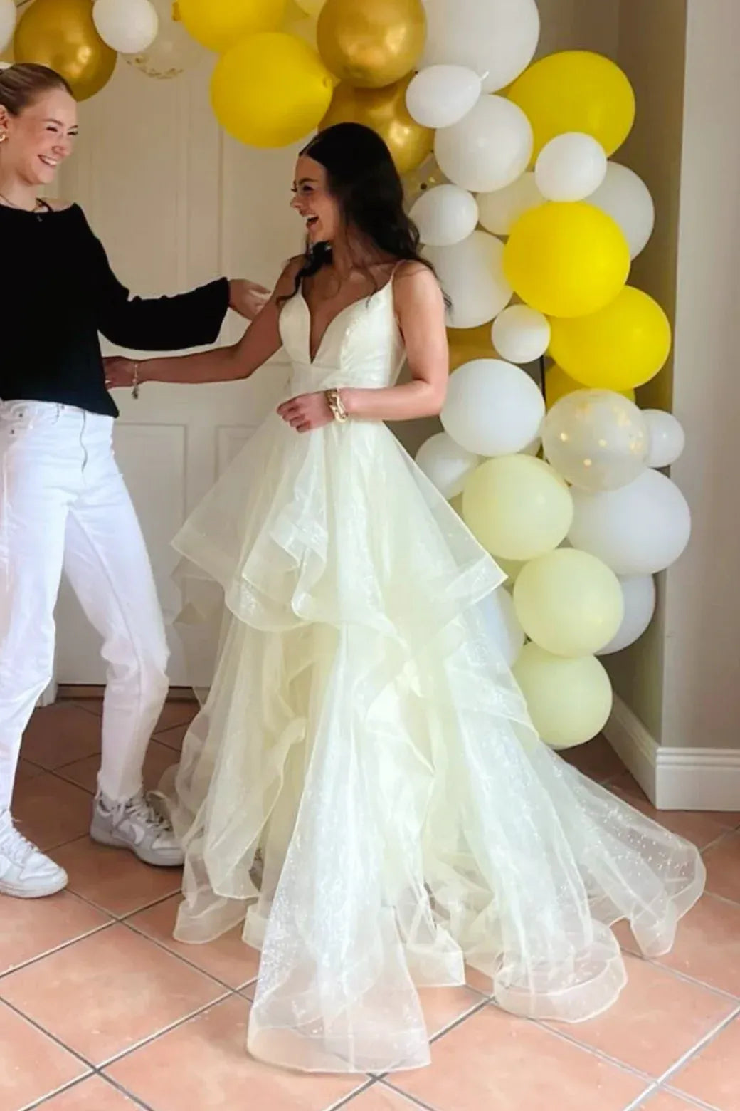 Beautiful A-Line V-Neck Sleeveless Tulle Tiered Floor-Length Prom Dress