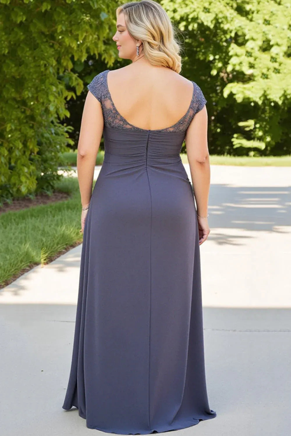 Charming A-Line Square Neck Cap Sleeve U Back Floor-Length Plus Size Mother of the Bride Dress
