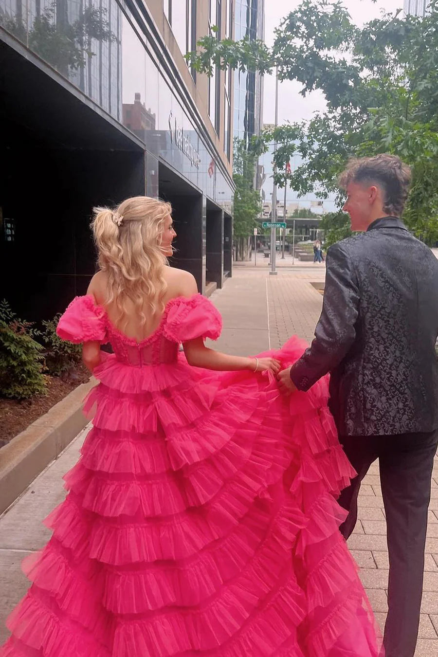 A-line Sweetheart Pink Tulle Cute Ball Gown Prom Dresses with Ruffled Sleeves