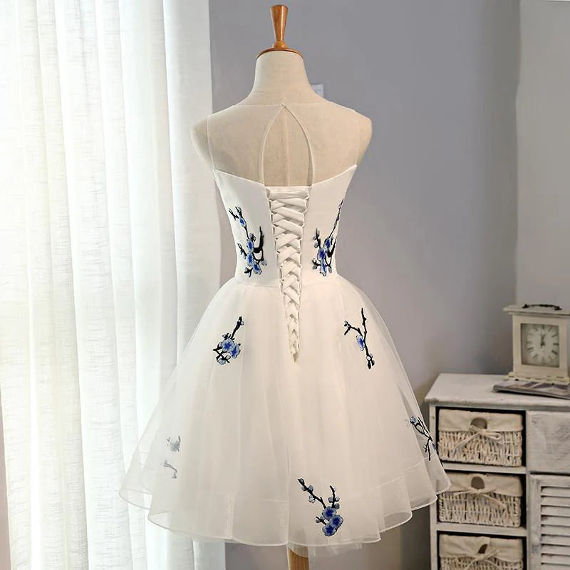 Elegant A-Line Round Neck Embroidery White Short Homecoming Dress