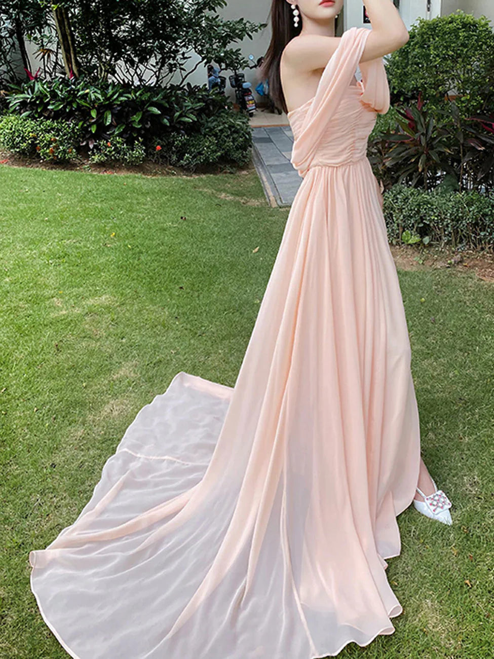 Ethereal A-Line Strapless Short-Sleeve Ruched Blush Pink Tulle Party Dresses
