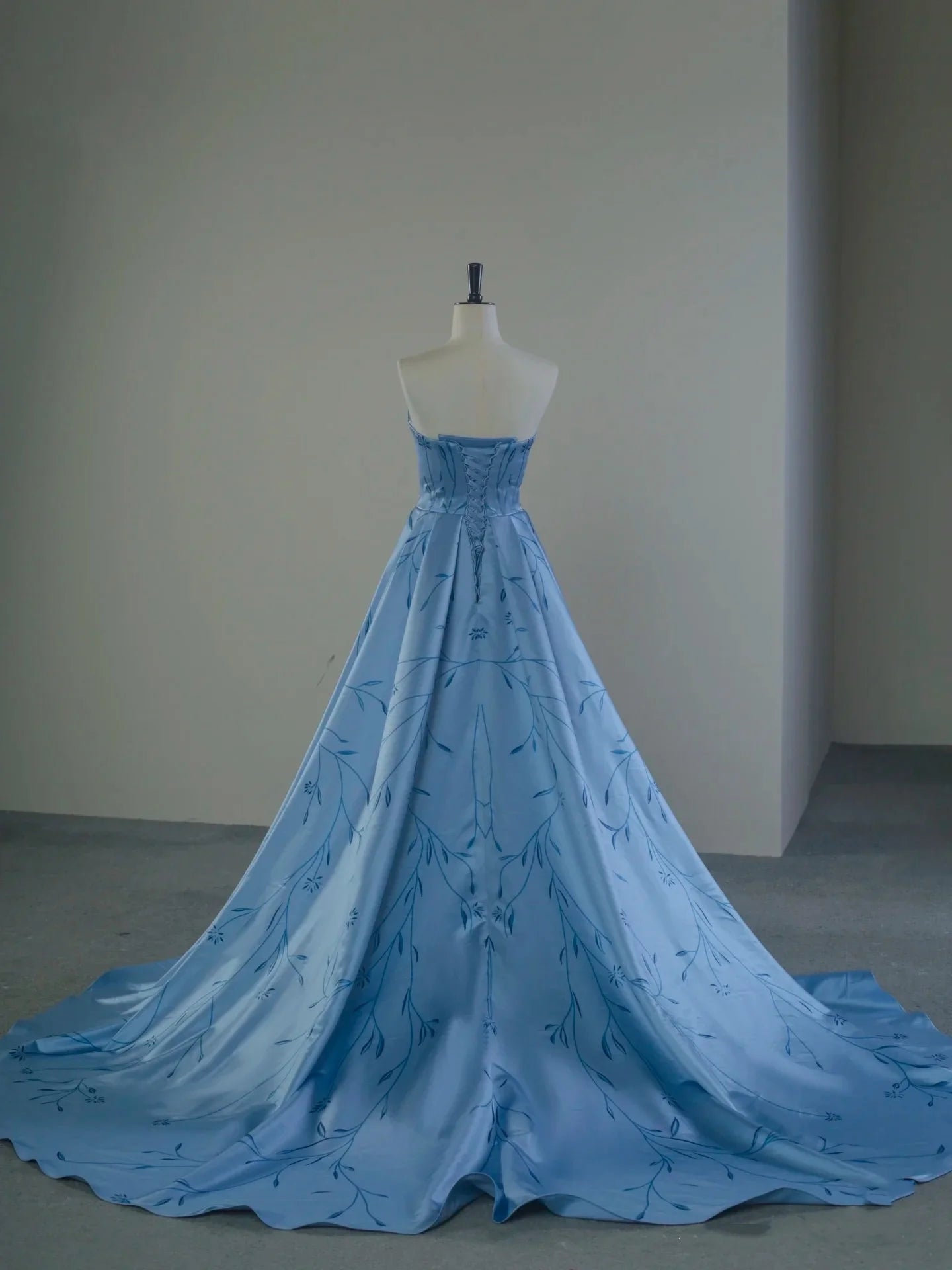 Ethereal Ball-Gown Strapless Floral-Print Sky Blue Satin Long Party Dresses