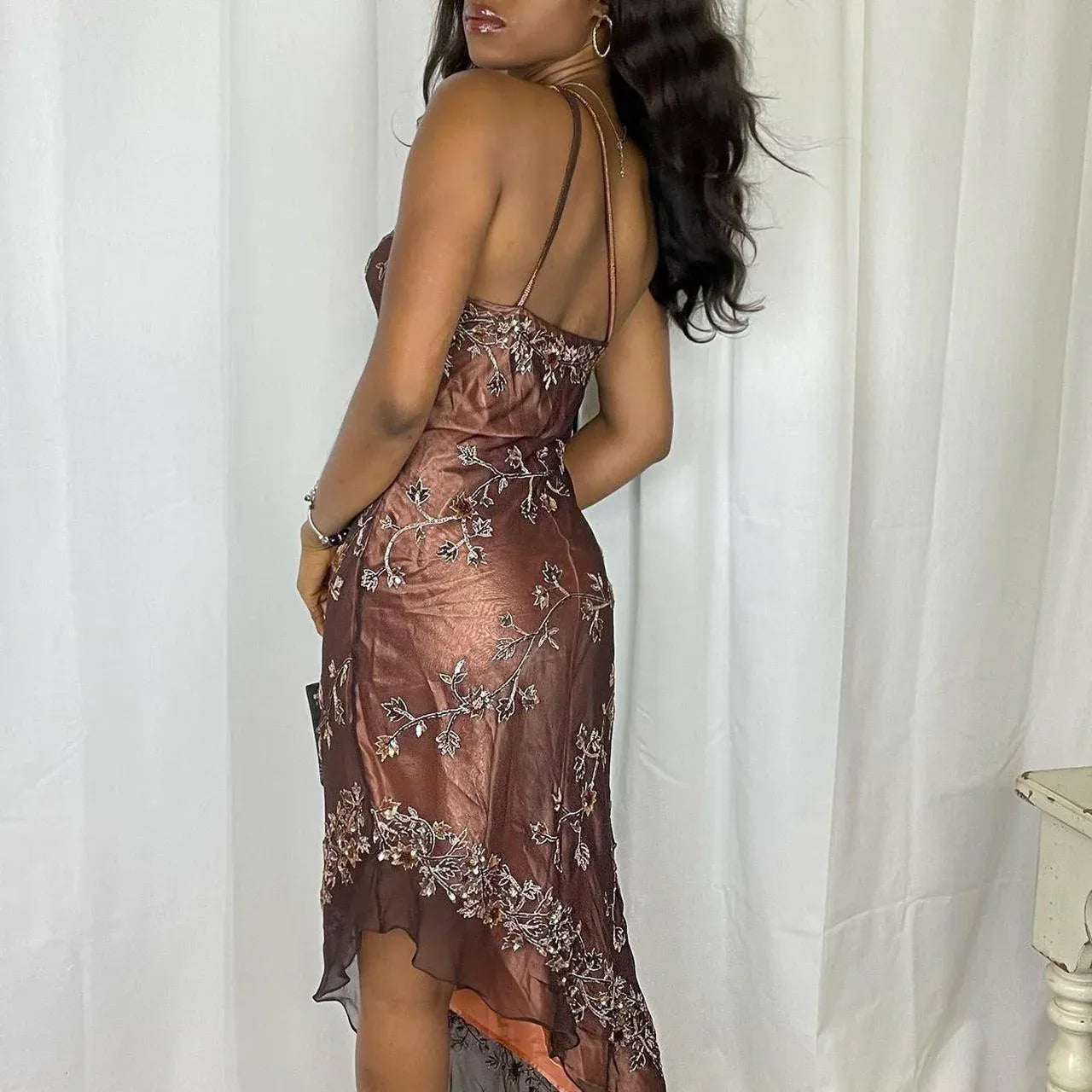 Exquisite Sheath/Column One Shoulder Sleeveless Appliques Chiffon Mid-Length Prom Dress