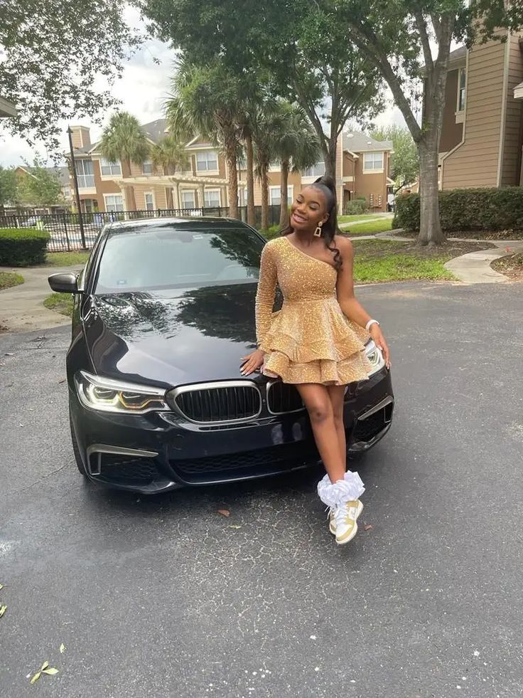 Fashion A-Line One Shoulder Long Sleeve Sequins Short-Mini Homecoming Dress