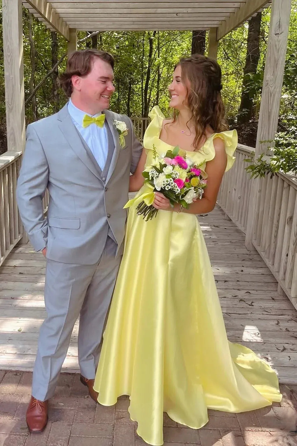 Fashion A-line Square Neck Sleeveless Satin Ruffles Floor-Length Prom Dress