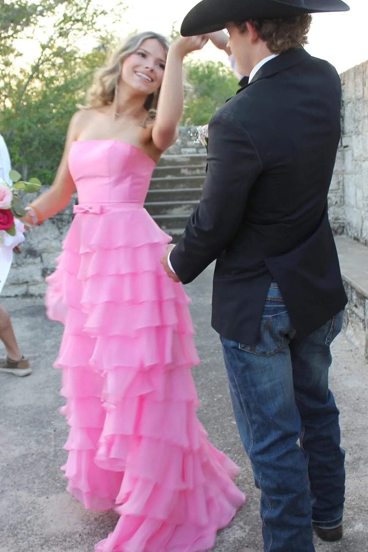 Fashionable A-line Strapless Sleeveless Ruffle Chiffon Floor-Length Prom Dress