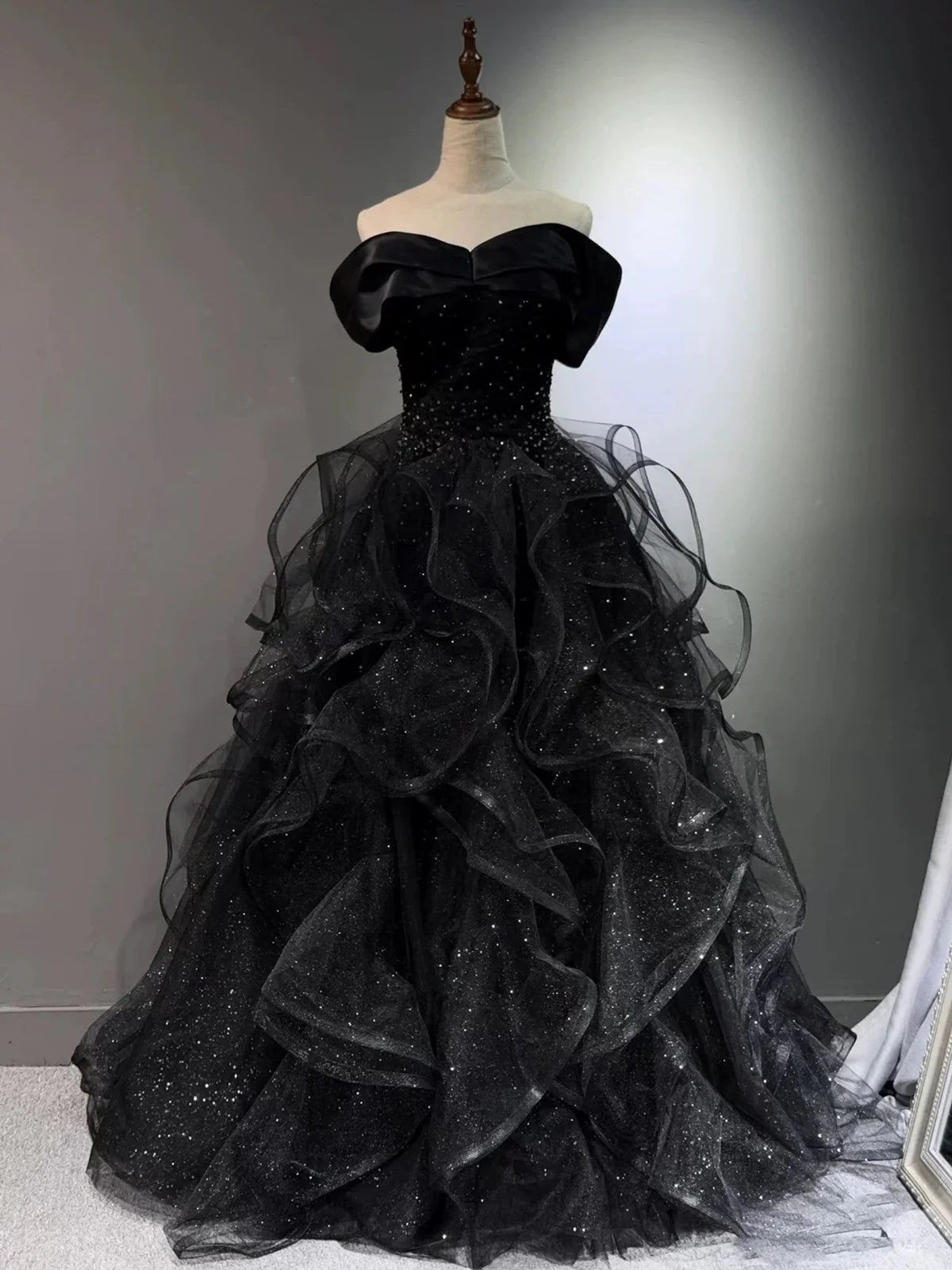 Glamorous Off-the-Shoulder Ruffled Black Floor-Length Party Dress