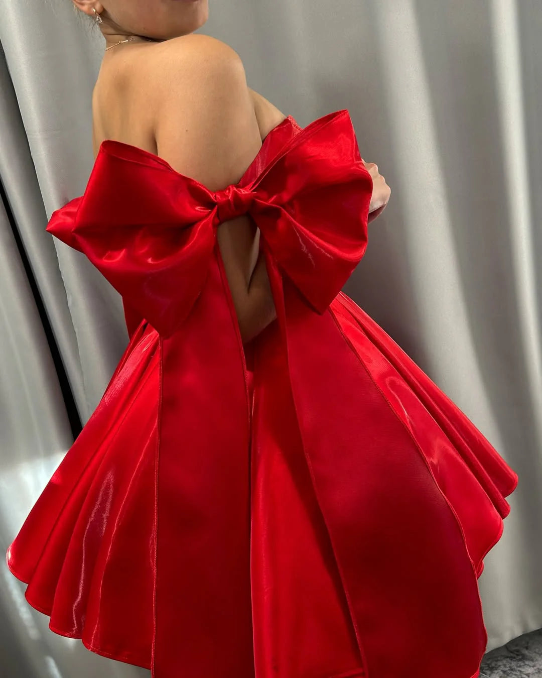 Glamorous Off-the-Shoulder Sleeveless Satin Red Mini Homecoming Dress