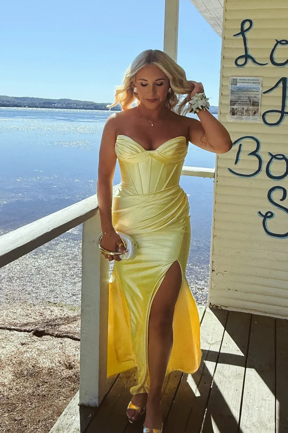 Graceful Mermaid Strapless Sleeveless Satin Ruched Floor-Length Prom Dress