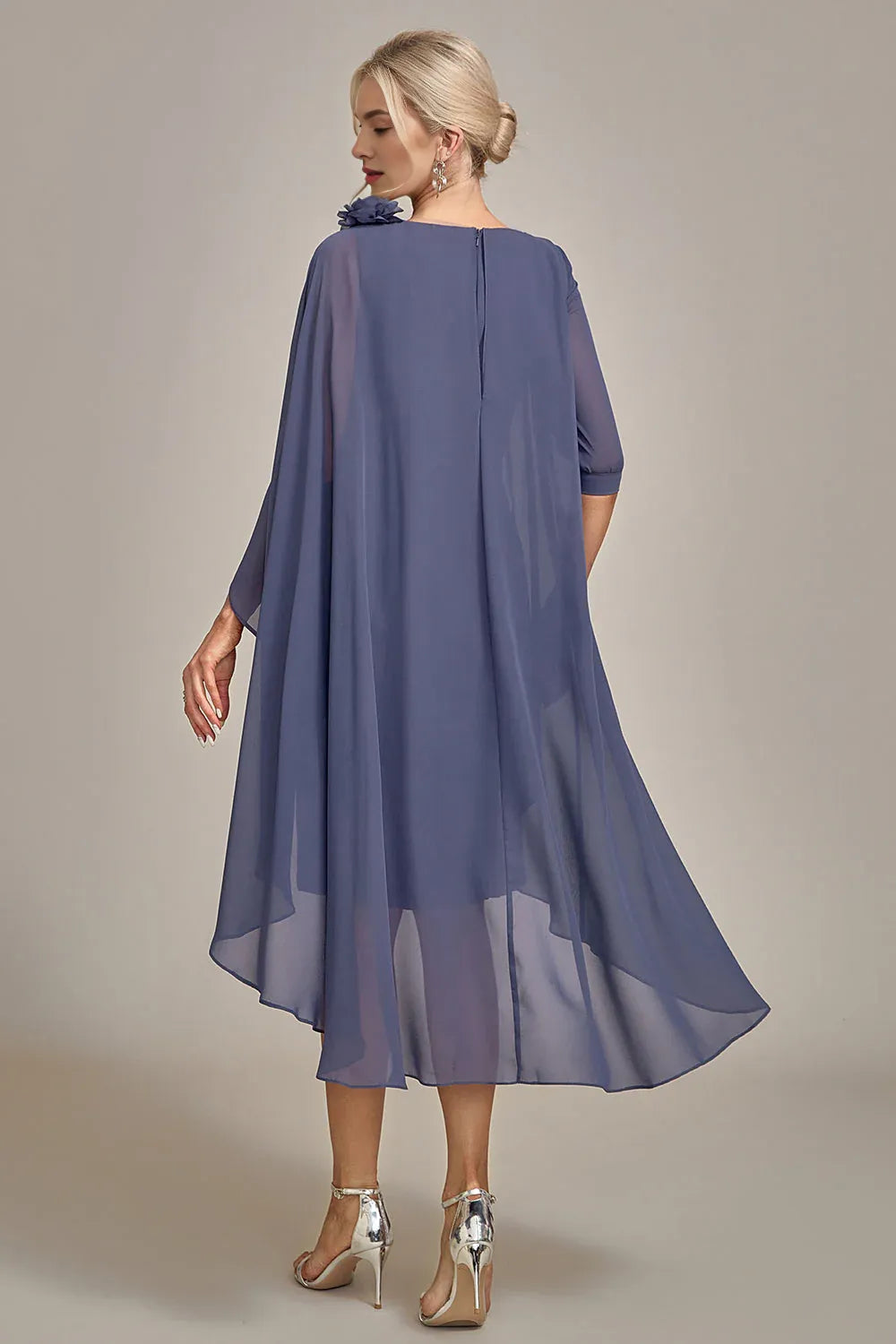 Modern Sheath Scoop Neck Short Sleeve Cape Back Knee-Length Mother of the Bride Dress