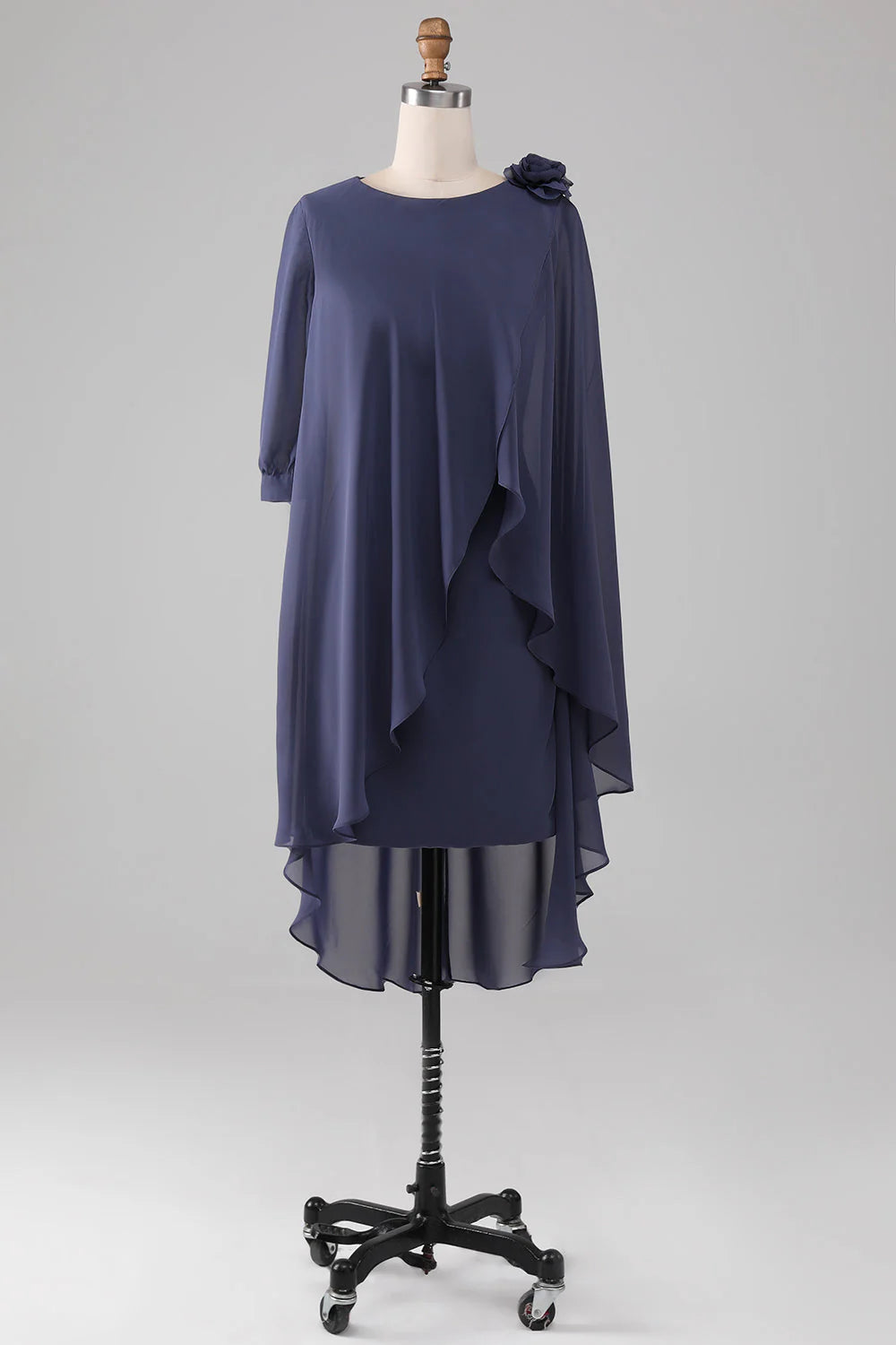 Modern Sheath Scoop Neck Short Sleeve Cape Back Knee-Length Mother of the Bride Dress