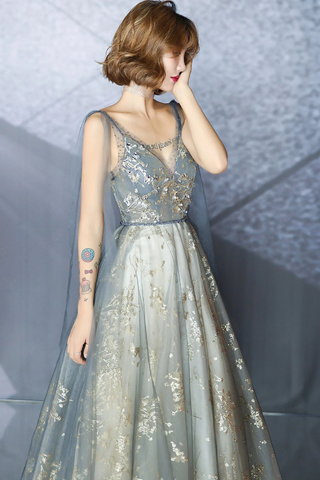 Pretty A-Line V-Neck Sleeveless Lace Up Floor-Length Prom Dress