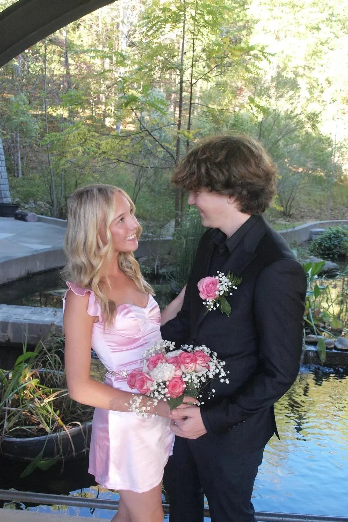 Simple Sheath Ruffle Straps Sleeveless Backless Short-Mini Homecoming Dress