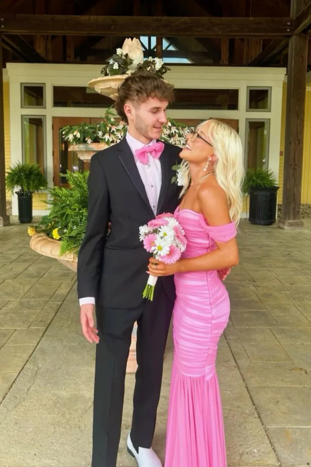 Unique Sheath Off Shoulder Sleeveless Backless Floor-Length Prom Dress