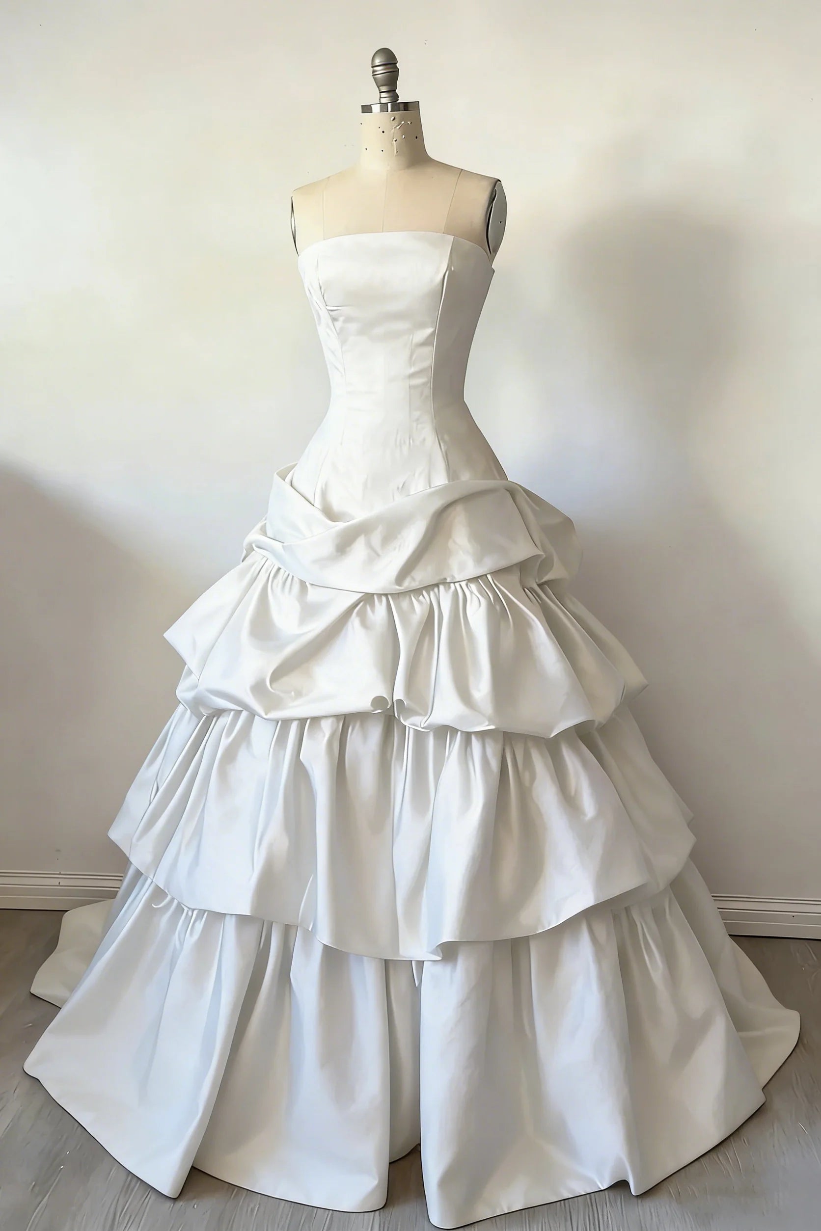 Vintage Strapless Sleeveless Ball Gown Ruffled Satin Long Prom Dresses