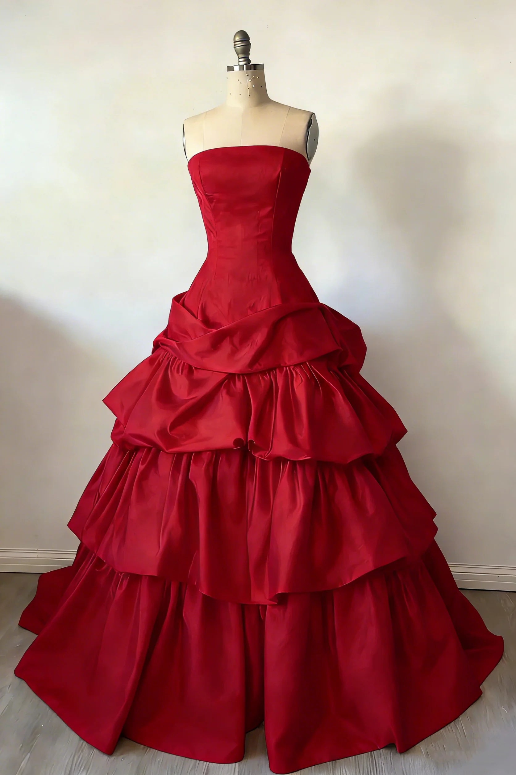 Vintage Strapless Sleeveless Ball Gown Ruffled Satin Long Prom Dresses