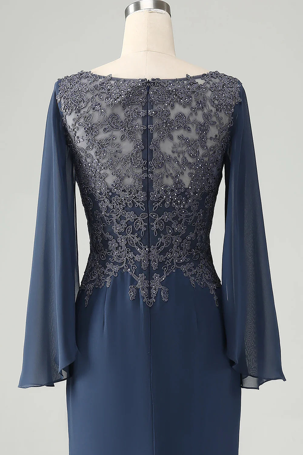 Mermaid V Neck Beaded Mother of Bride Dress with Appliques