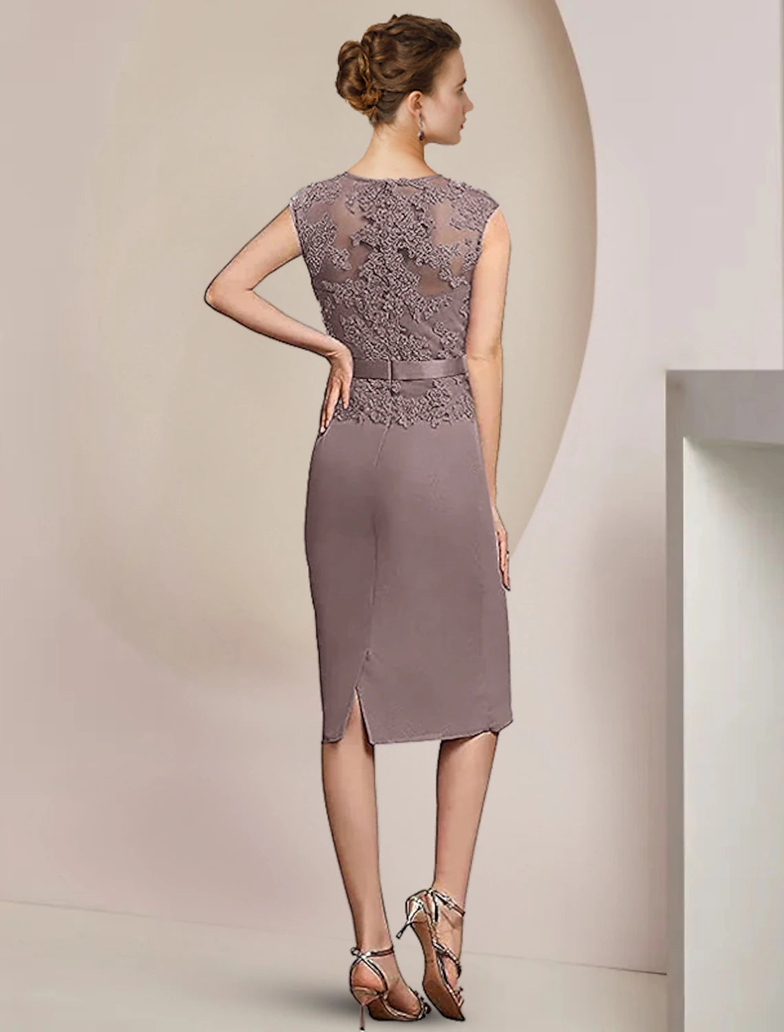 Two Piece Sheath / Column Mother of the Bride Dress Formal Wedding Guest Elegant V Neck Knee Length Chiffon Lace Sleeveless Jacket Dresses with Appliques Crystal Brooch