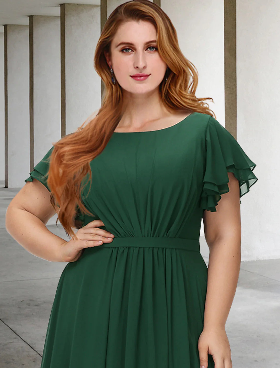 A-Line Mother of the Bride Dresses Plus Size Hide Belly Curve Elegant Dress Formal Floor Length Short Sleeve Jewel Neck Chiffon with Pleats