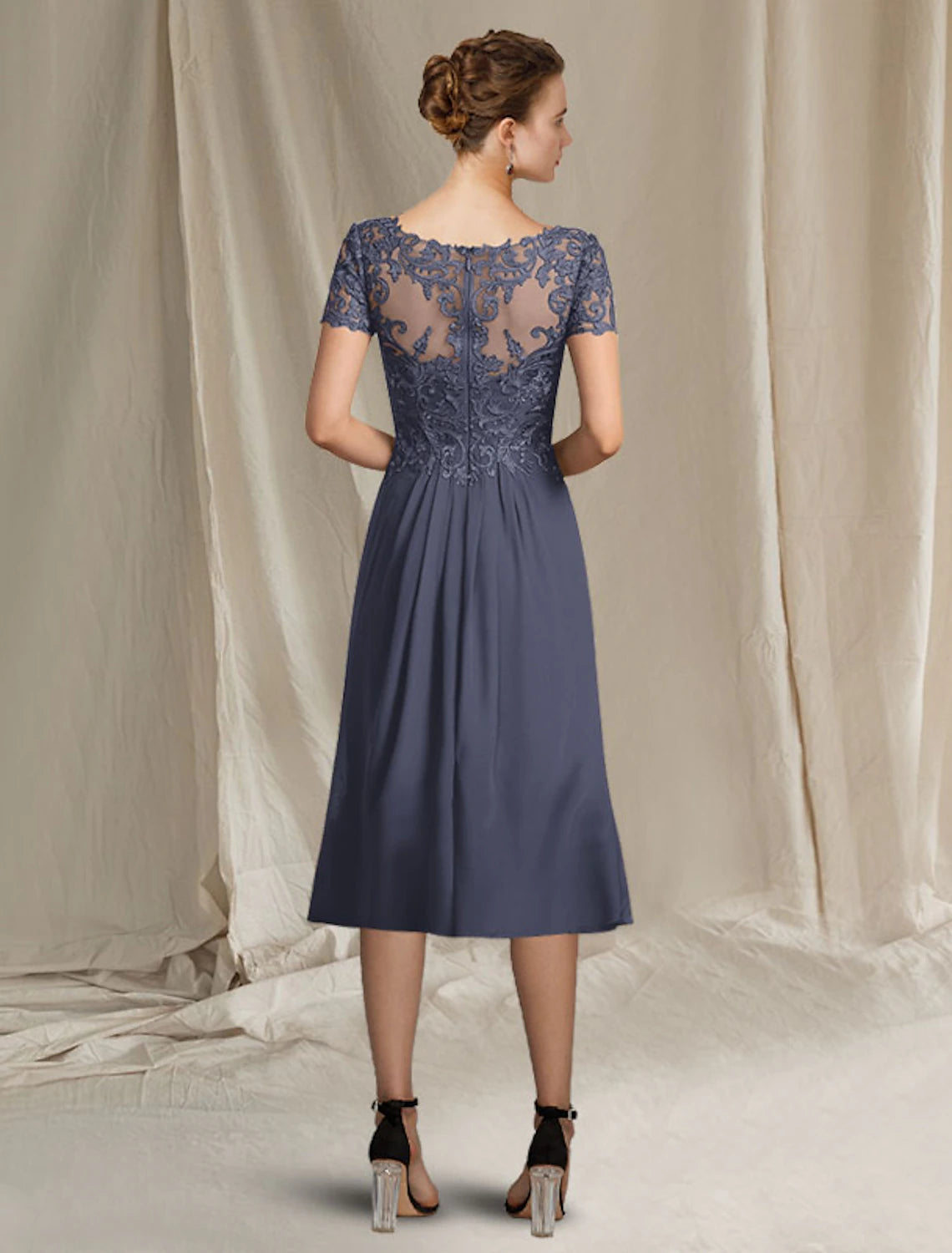 A-Line Mother of the Bride Dress Elegant Plus Size V Neck Tea Length Chiffon Lace Short Sleeve with Pleats Appliques